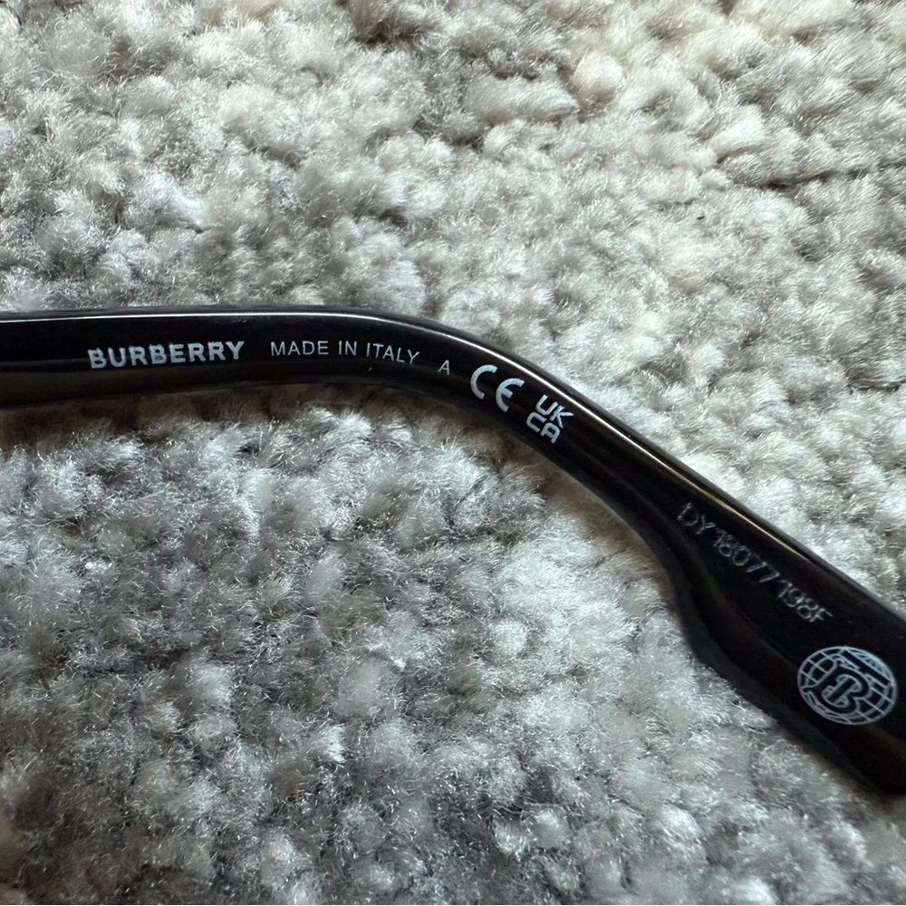 Burberry Black Cat-Eye Sunglasses - Picture 5 of 5